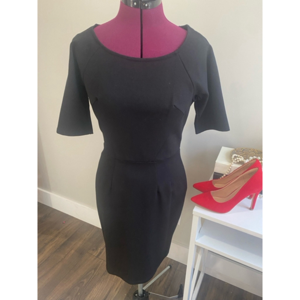 Velvet by Graham and Spencer Black Dress Medium